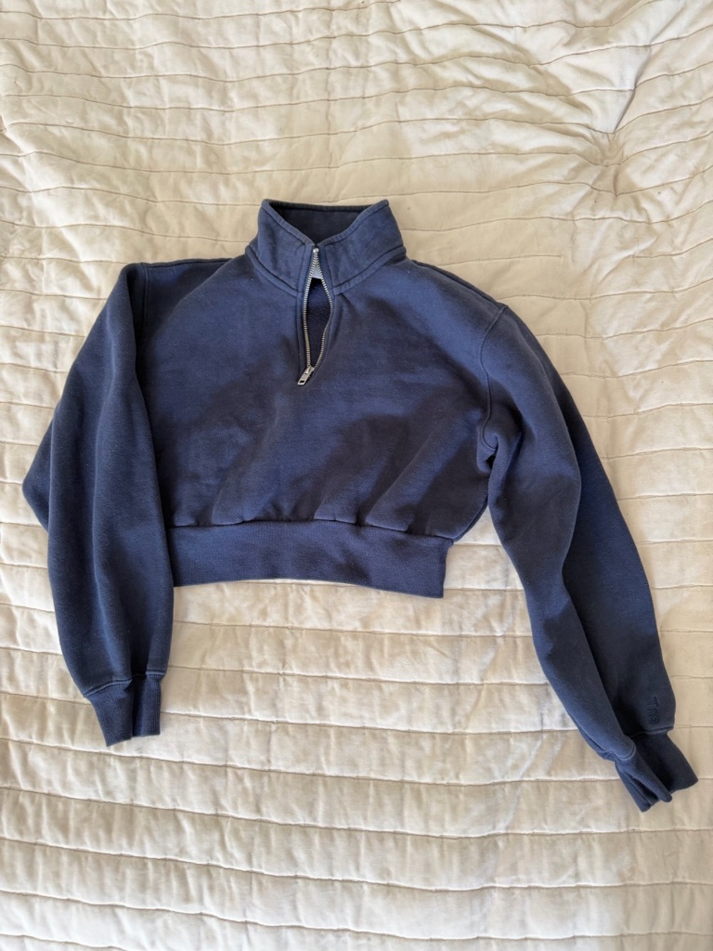 Aritzia TNA Cropped Navy Quarter-Zip Pullover Sweatshirt - Women